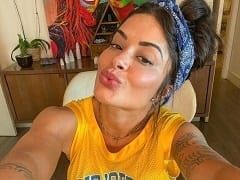 La brune trop sexy qui fait de la publicité pour la bière Itaipava, s’exhibe en quarantaine