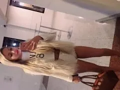 Un mannequin de 23 ans qui travaille comme prostituée de haut niveau à Moema – SP a enregistré des vidéos personnelles dans lesquelles elle se montre nue et a pris des photos provocantes.