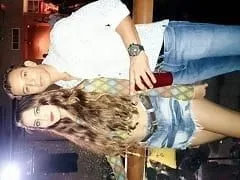 Un garçon a emmené sa petite amie Bianca au Funk Ball et la belle a fini par perdre ses moyens sur scène en draguant une autre femme devant tout le monde.