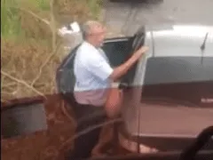 Amateur brésilien Eating Hot Naughty Girl by Day in Car