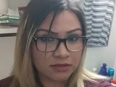 L’amatrice Valkyrie a sucé la bite de son petit ami et l’a laissé faire un porno maison.