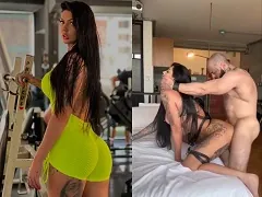 Une femme mariée de Blumenau découvre que l’ami de son mari fait un spectacle et le baise sauvagement.