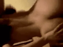 Une vidéo amateur d’une enseignante argentine en train de baiser un élève est diffusée sur WhatsApp