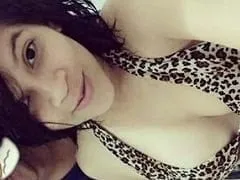 Une étudiante en chaleur du collège Fatec de Guarulhos – Le psychologue scolaire a enregistré une vidéo artisanale de ses ébats avec un camarade de classe, qui s’est retrouvée sur le web.