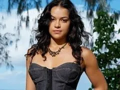 Actrice de Fast and the Furious, se met entièrement nue pour la première fois dans un film sorti cette année